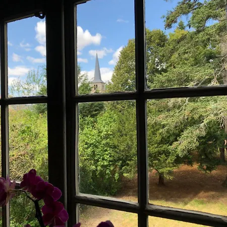 Zone Bleue Bed & Breakfast Hyds