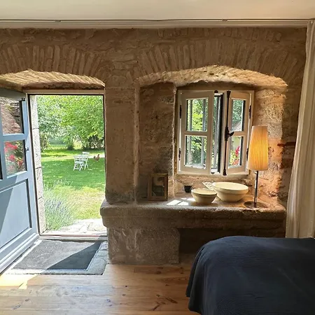 Zone Bleue Bed & Breakfast